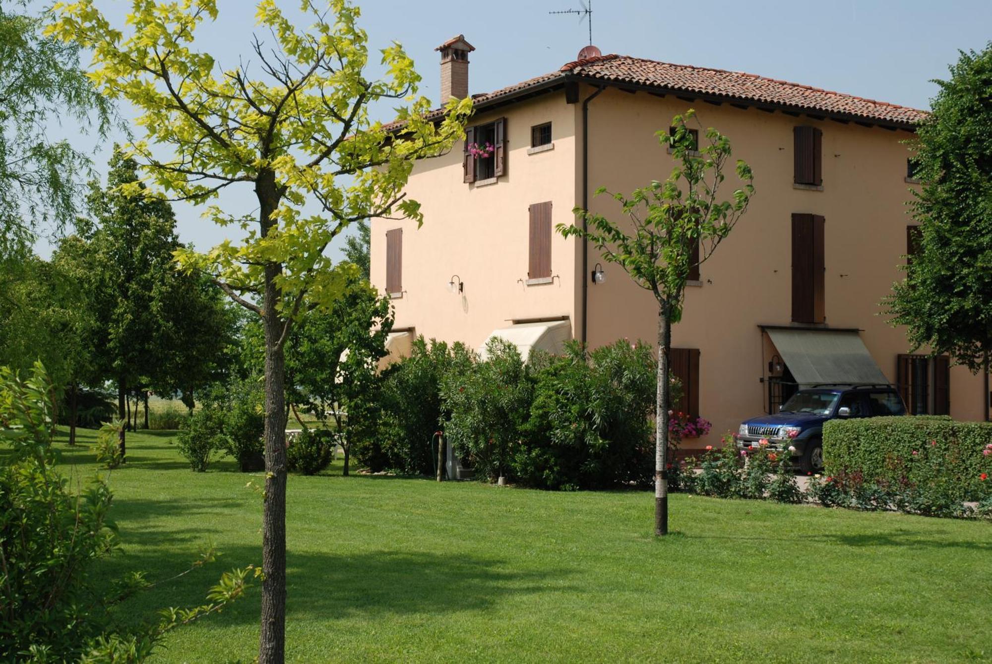 Farm stay Agriturismo Flabeto Budrio (Bologna)
